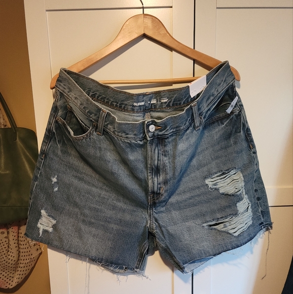 Women's jean shorts, Size 18, Old Navy - Picture 1 of 4